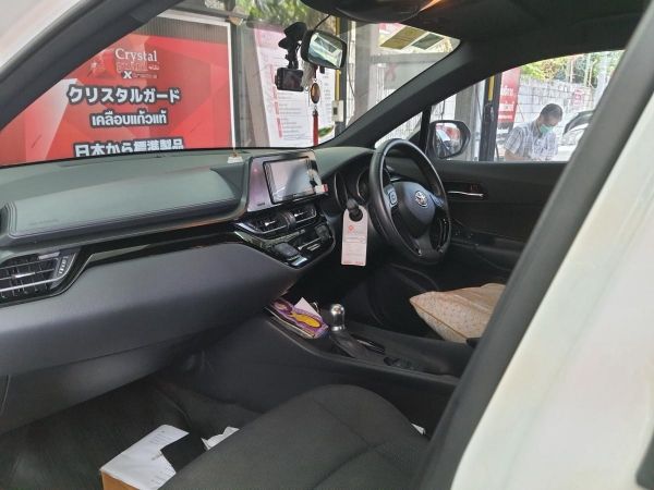 Toyota C-HR ปี 2018 รูปที่ 2